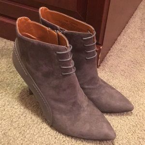 Halston Charcoal grey bootie
